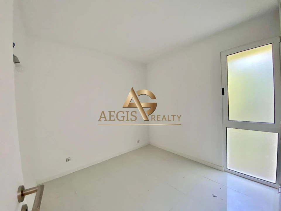 Moradia T4 para Venda em Imaculado Coração de Maria Foto 10