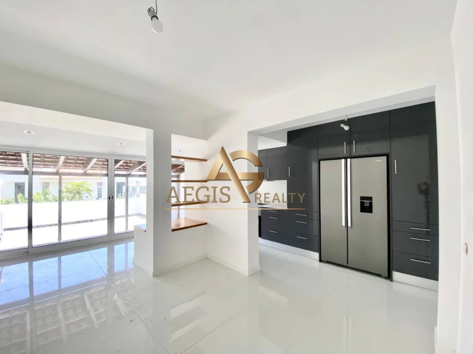 Moradia T4 para Venda em Imaculado Coração de Maria Foto 1