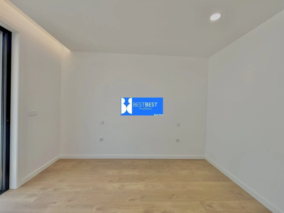 Apartamento T3 para Venda em Airo Foto 23