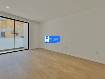 Apartamento T3 para Venda em Airo