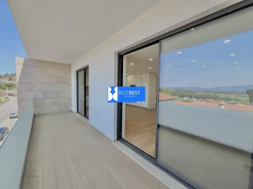 Apartamento T3 para Venda em Airo