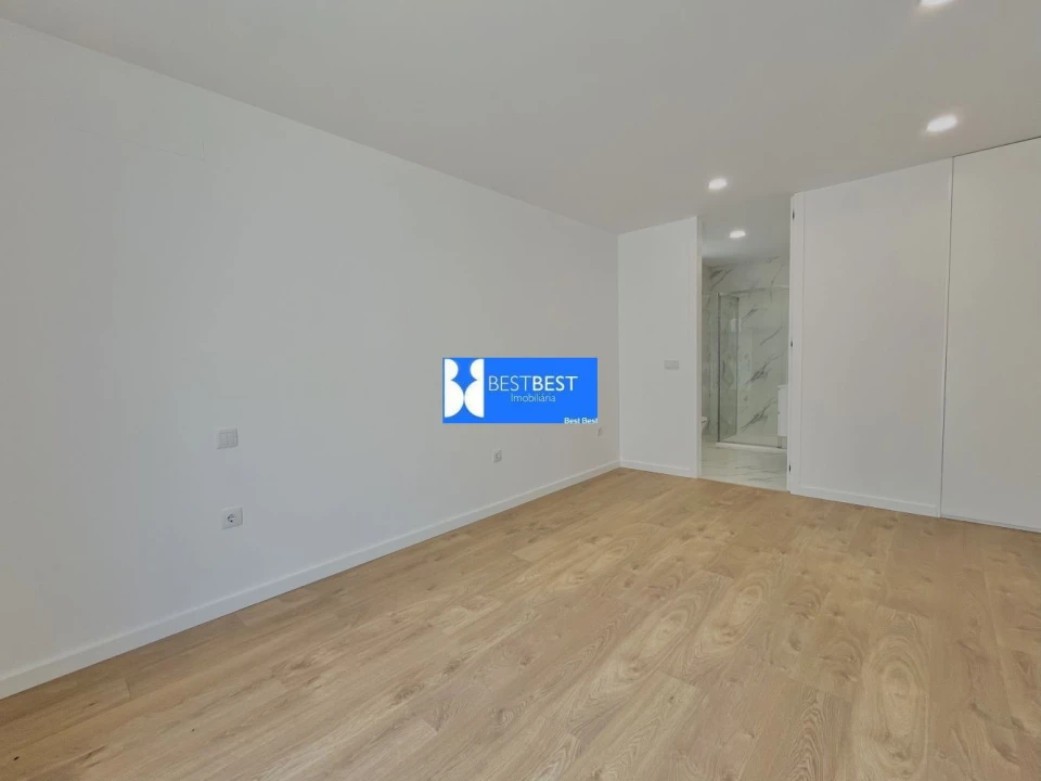 Apartamento T3 para Venda em Airo Foto 18