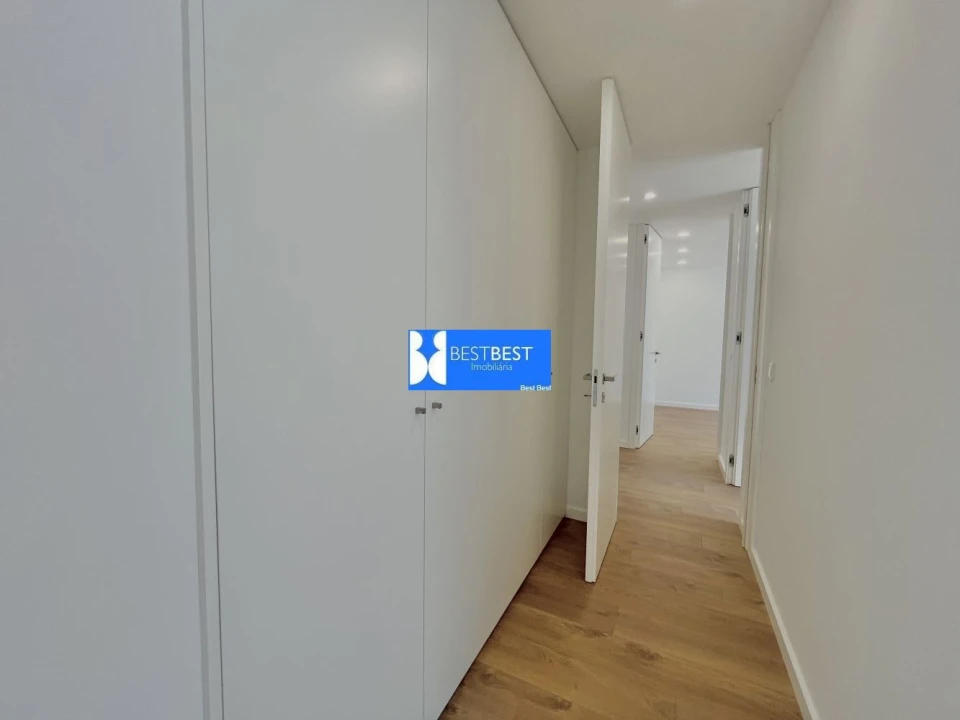 Apartamento T3 para Venda em Airo Foto 21