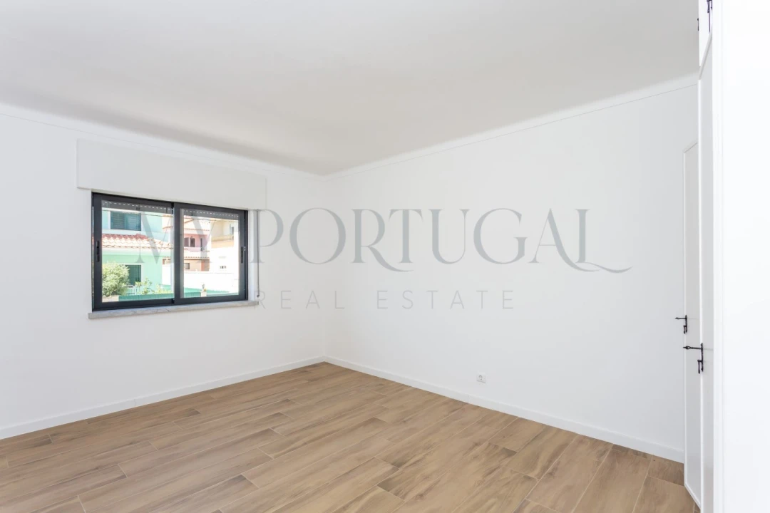 Moradia T6 para Venda em Palmela Foto 13