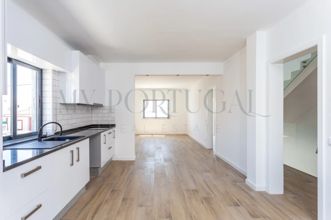 Moradia T6 para Venda em Palmela Foto 18