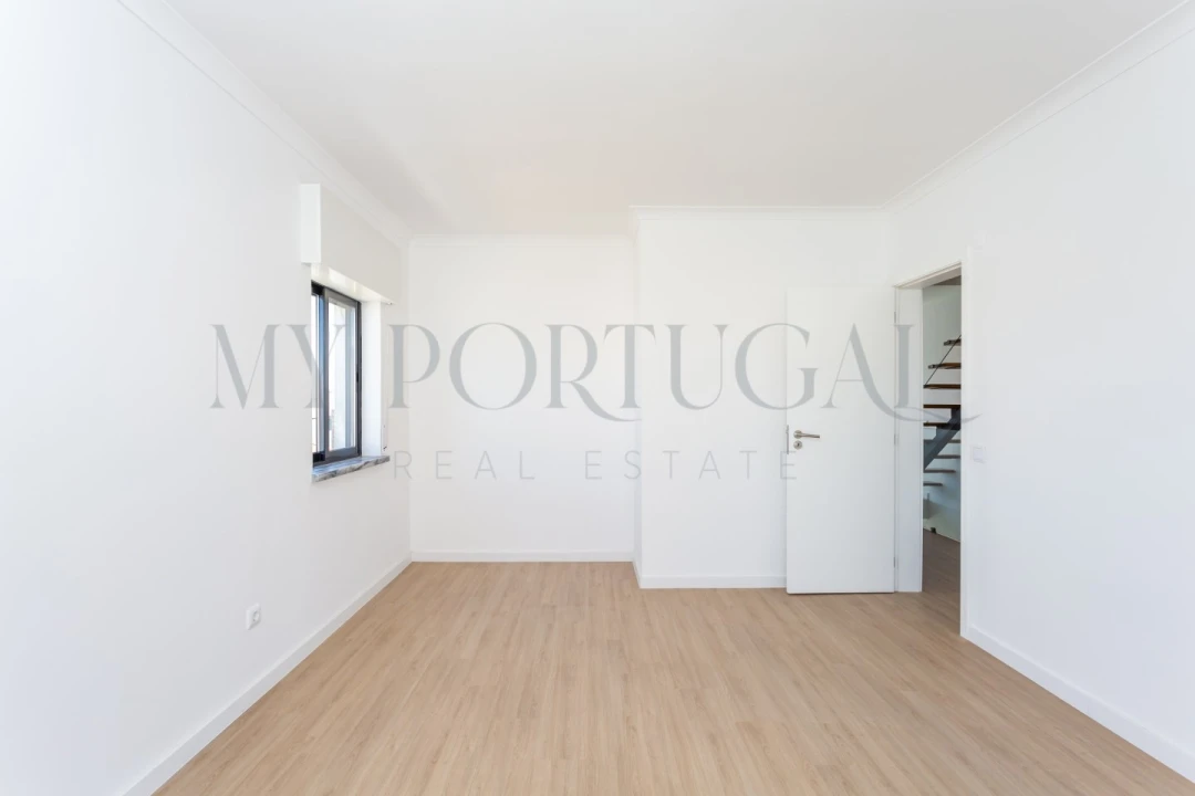 Moradia T6 para Venda em Palmela Foto 30