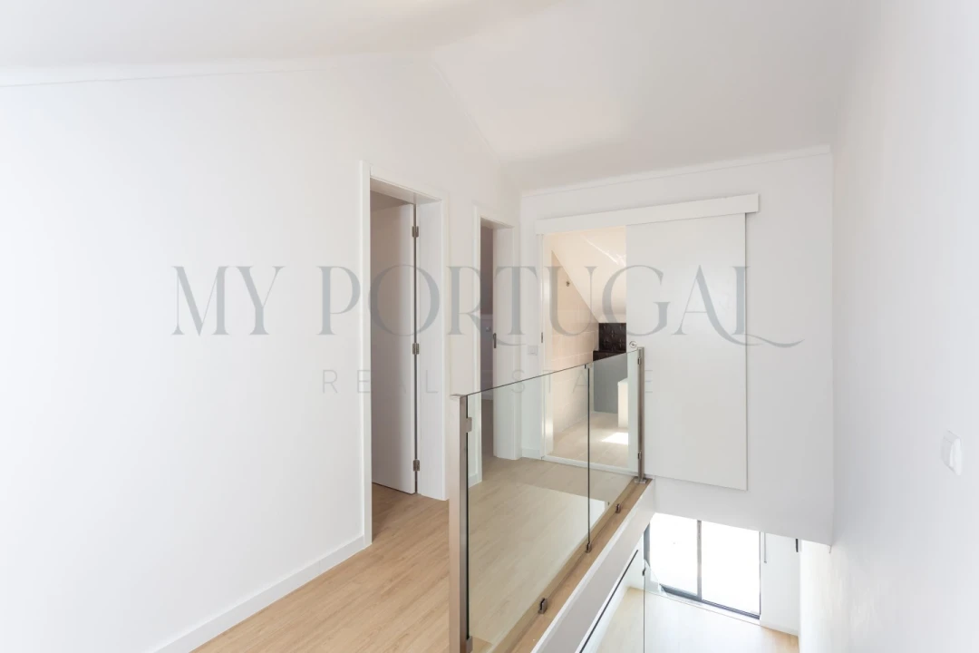 Moradia T6 para Venda em Palmela Foto 33