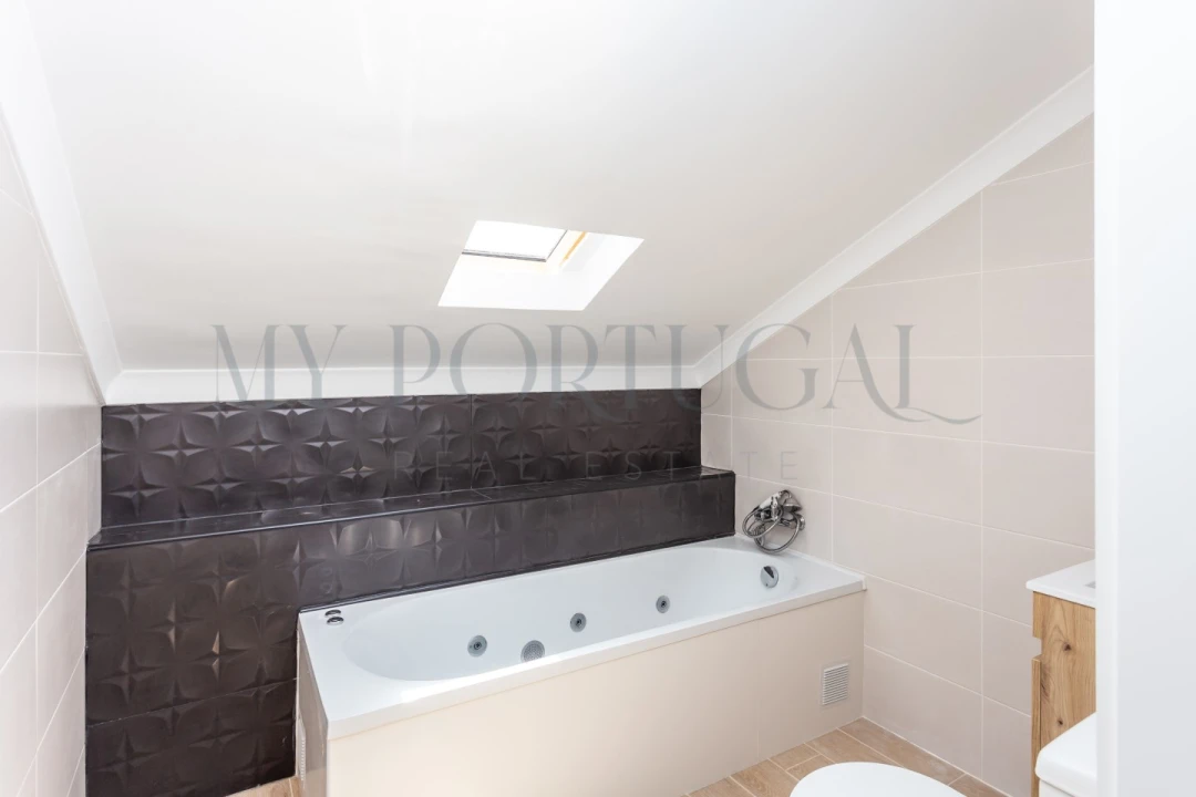 Moradia T6 para Venda em Palmela Foto 36