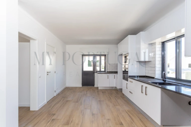 Moradia T6 para Venda em Palmela Foto 17