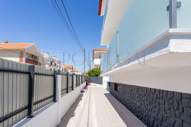 Moradia T6 para Venda em Palmela Foto 42