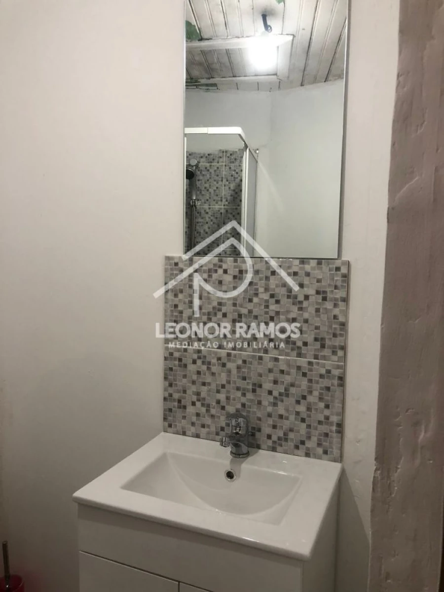 Moradia T2 para Venda em Idanha-A-Nova e Alcafozes Foto 2