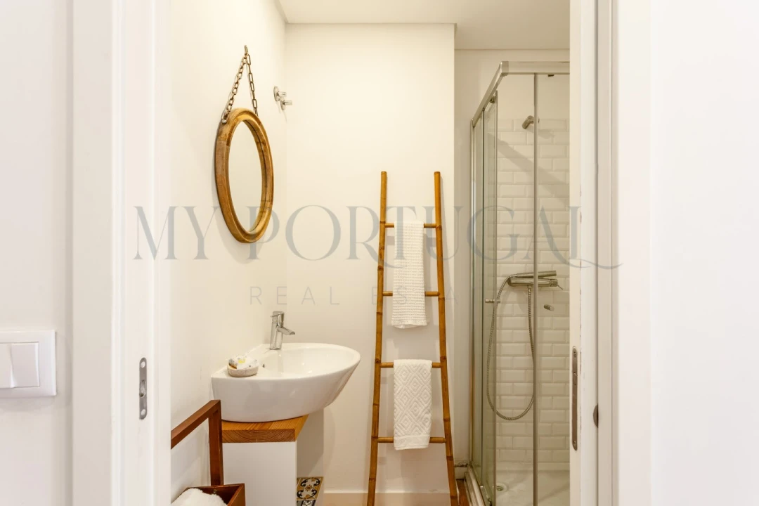 Apartamento T1 para Venda em Santa Maria Maior Foto 14
