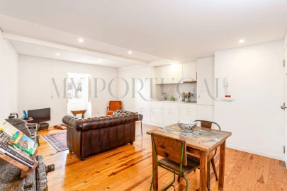 Apartamento T1 para Venda em Santa Maria Maior