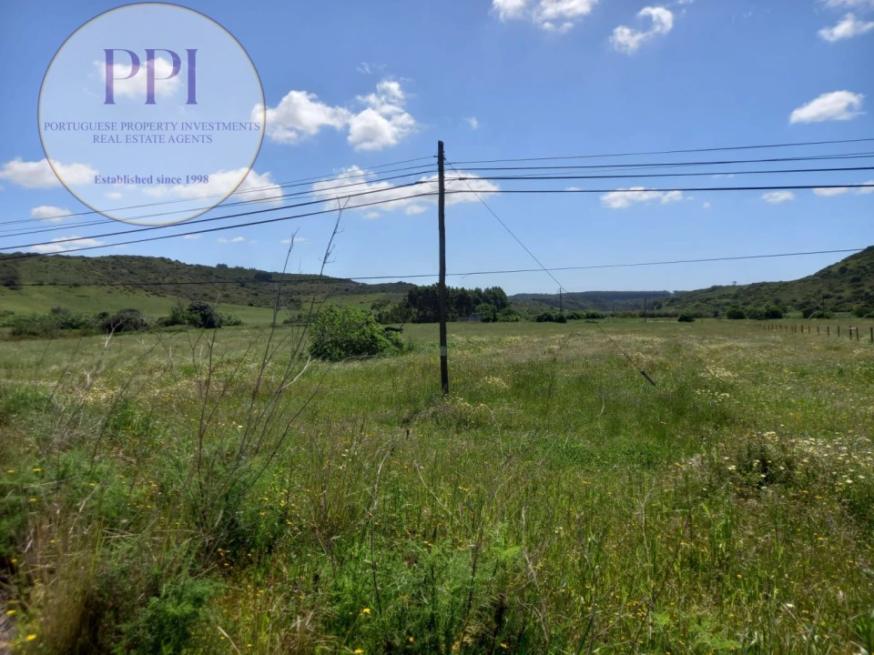 Terreno para Venda em Budens Foto 2