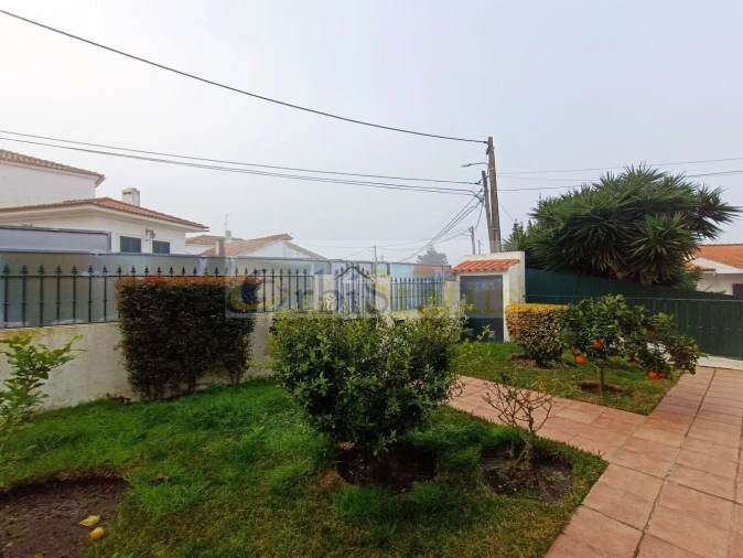 Moradia T4 para Venda em Sesimbra (Castelo) Foto 35