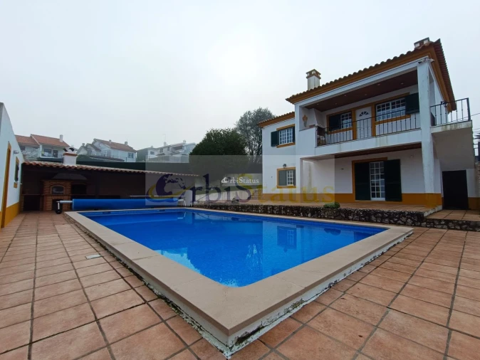 Moradia T4 para Venda em Sesimbra (Castelo) Foto 2