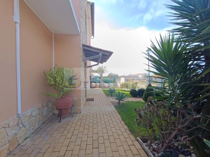 Moradia T4 para Venda em Sesimbra (Castelo) Foto 6