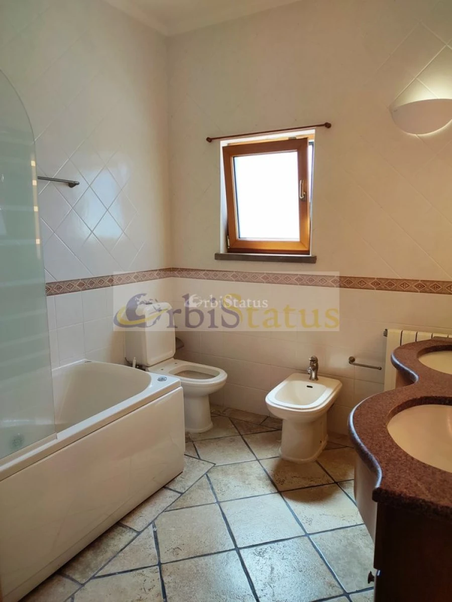 Moradia T3 para Venda em Sesimbra (Castelo) Foto 16