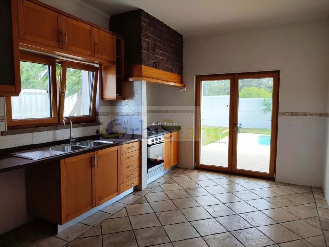 Moradia T3 para Venda em Sesimbra (Castelo) Foto 35