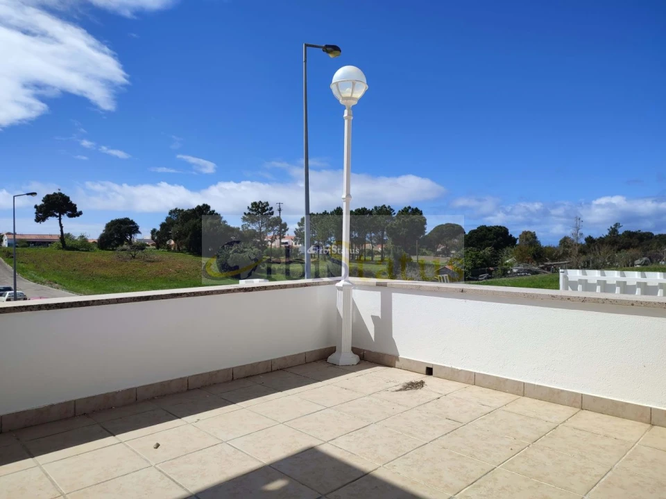 Moradia T3 para Venda em Sesimbra (Castelo) Foto 9