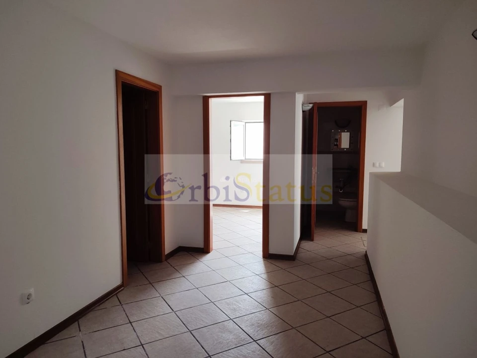 Moradia T3 para Venda em Sesimbra (Castelo) Foto 40