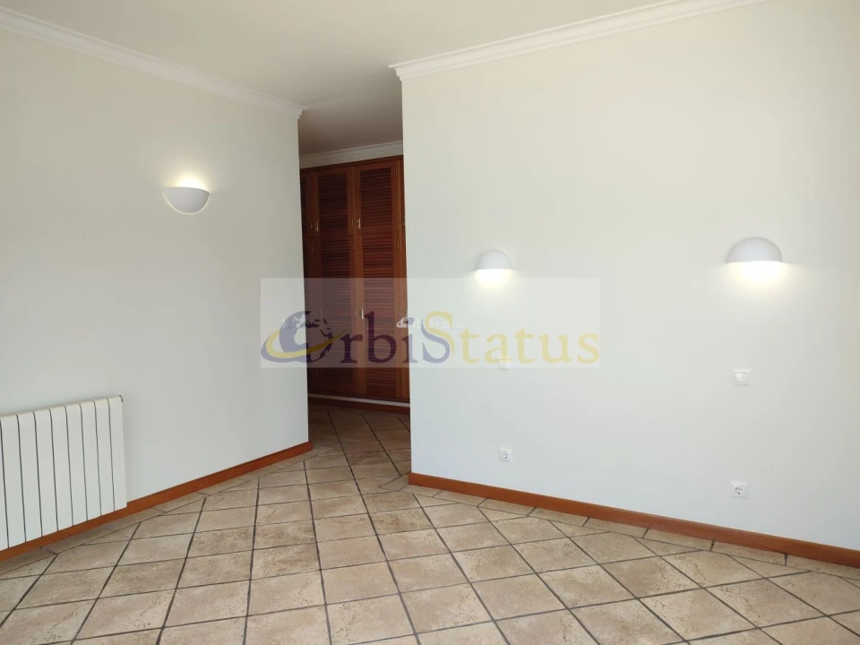 Moradia T3 para Venda em Sesimbra (Castelo) Foto 13