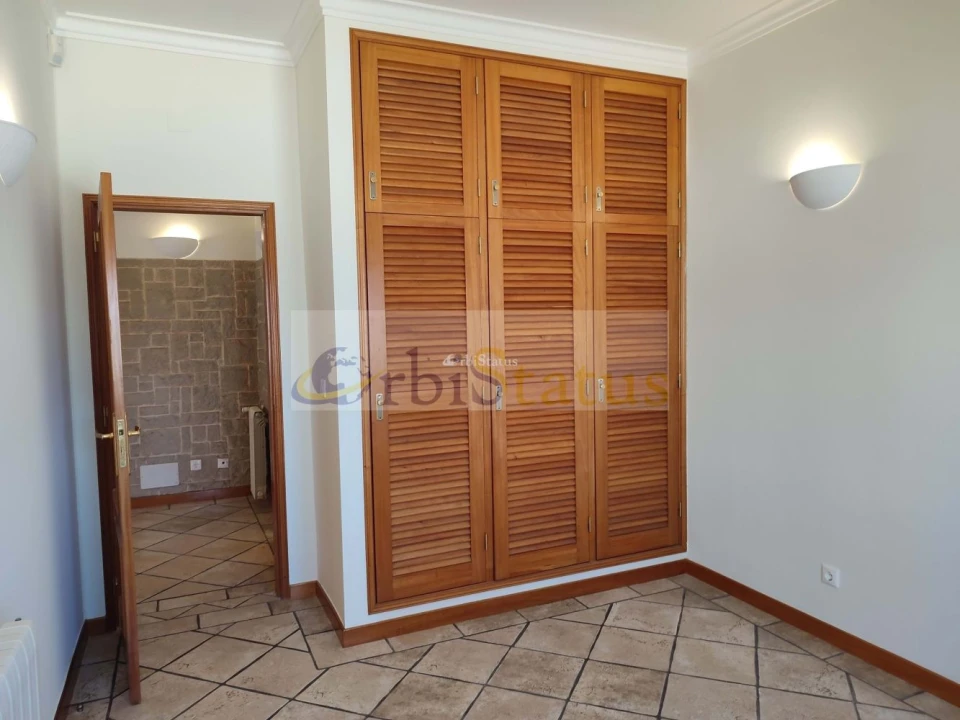 Moradia T3 para Venda em Sesimbra (Castelo) Foto 21