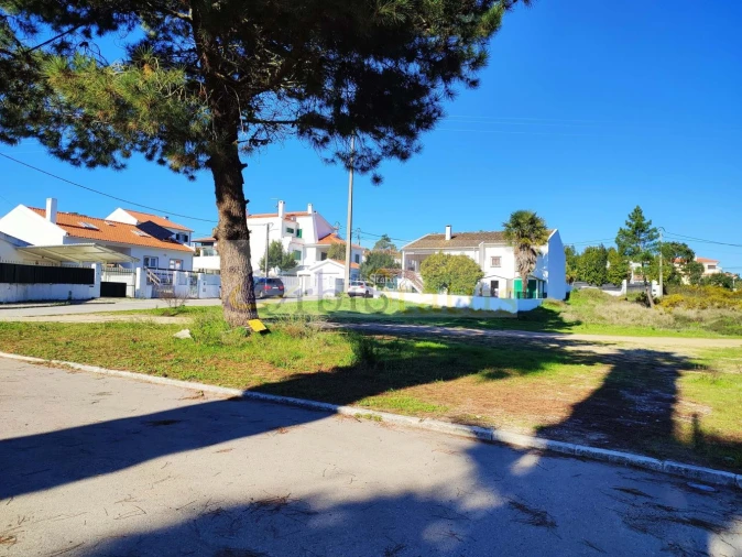 Terreno para Venda em Sesimbra (Castelo) Foto 8
