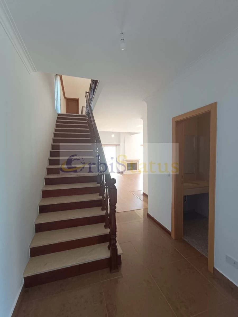 Moradia T4 para Venda em Sesimbra (Castelo) Foto 47