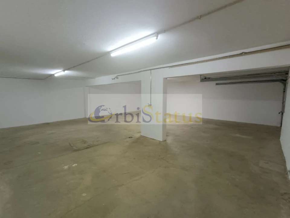 Moradia T4 para Venda em Sesimbra (Castelo) Foto 9