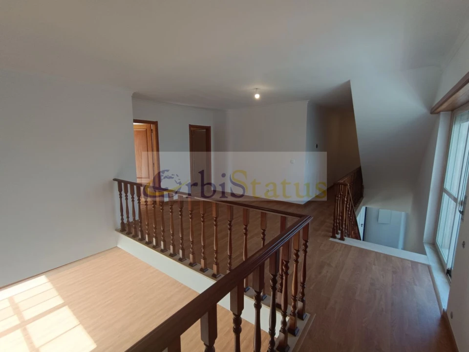 Moradia T4 para Venda em Sesimbra (Castelo) Foto 35