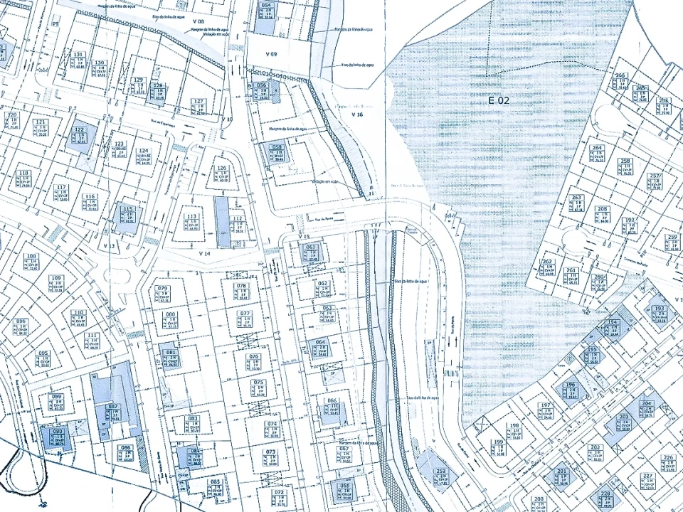Terreno para Venda em Loures Foto 4