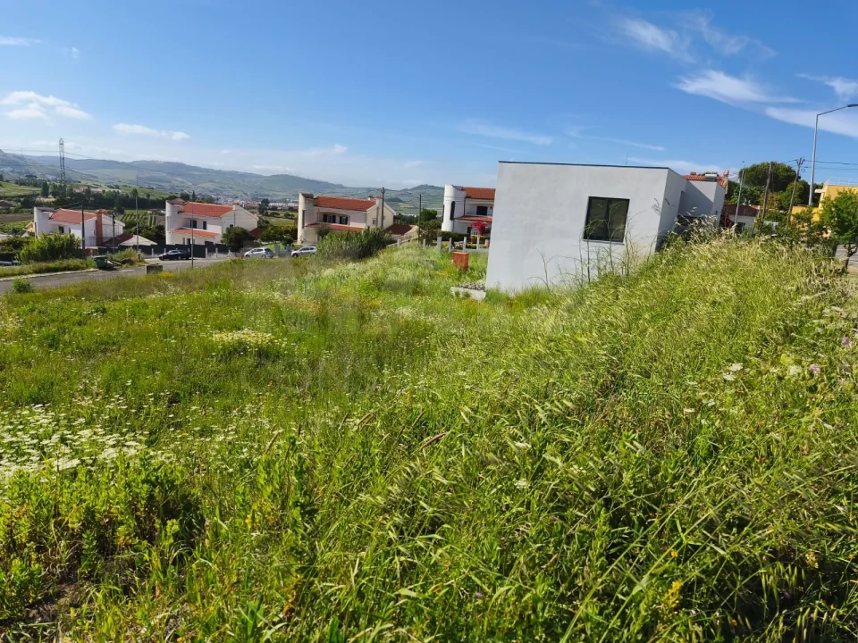 Terreno para Venda em Arruda dos Vinhos Foto 2