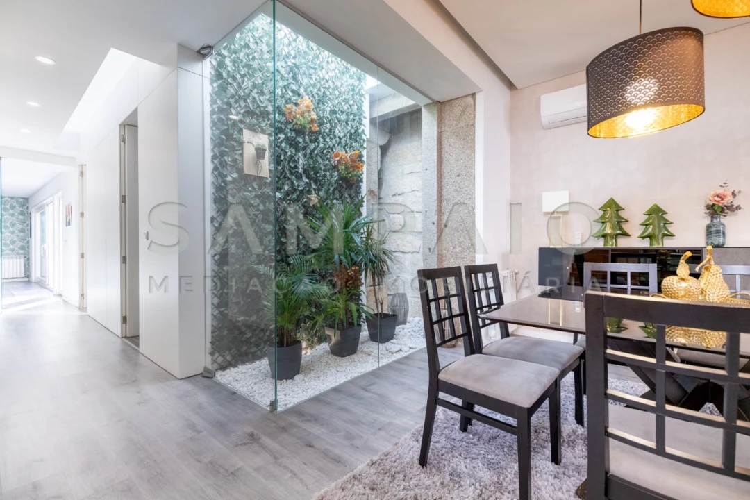 Moradia T4 para Venda em Santa Maria Maior e Monserrate e Meadela Foto 11