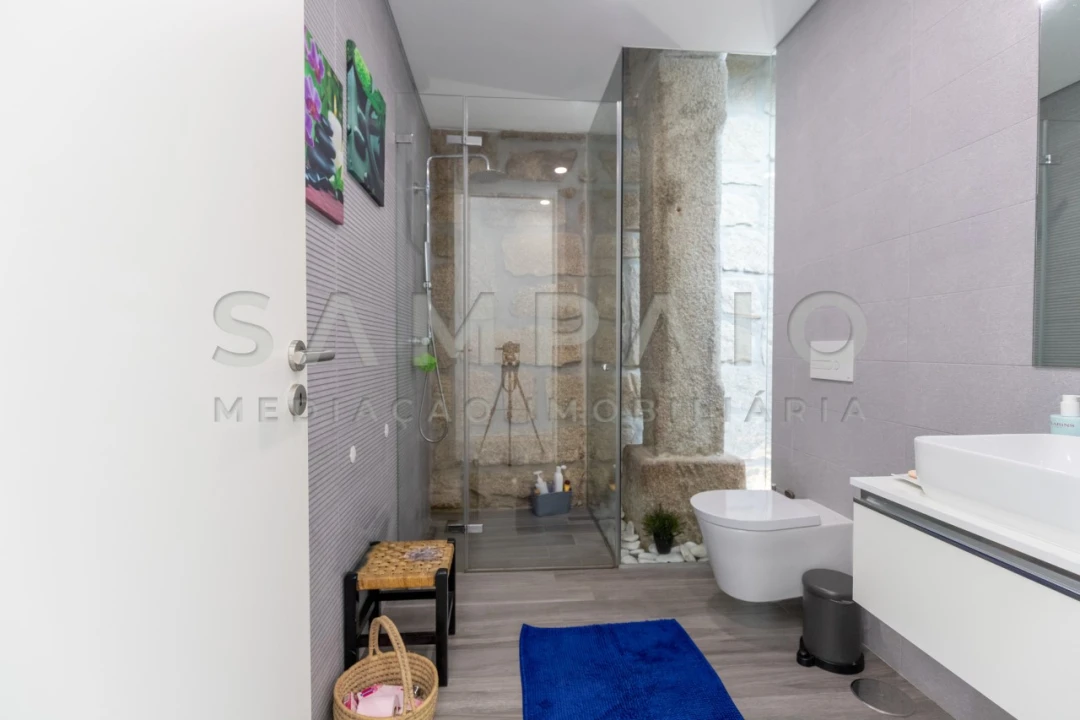 Moradia T4 para Venda em Santa Maria Maior e Monserrate e Meadela Foto 14