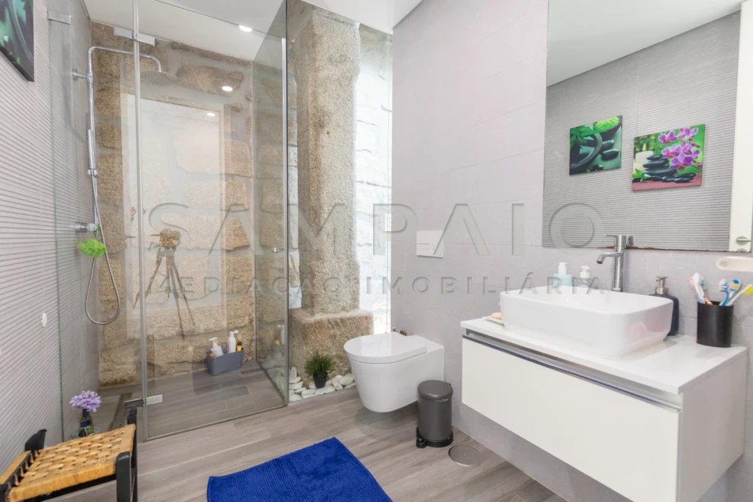 Moradia T4 para Venda em Santa Maria Maior e Monserrate e Meadela Foto 15