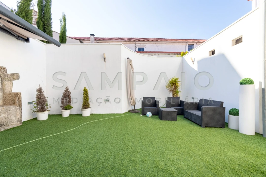 Moradia T4 para Venda em Santa Maria Maior e Monserrate e Meadela Foto 4