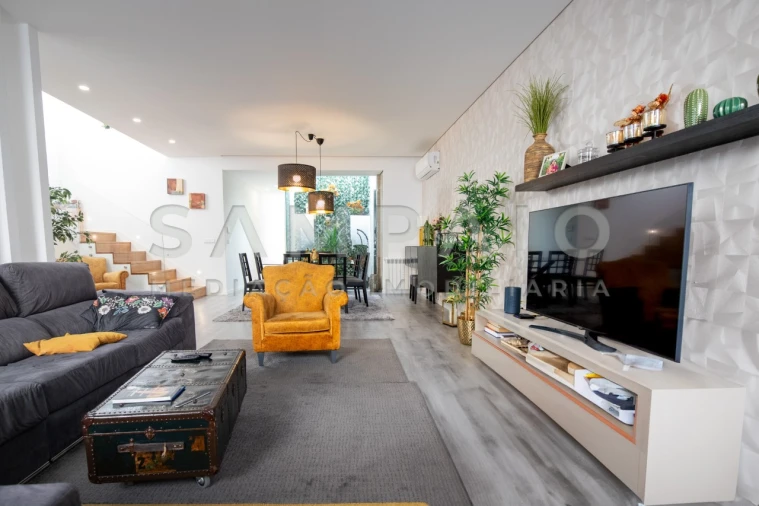 Moradia T4 para Venda em Santa Maria Maior e Monserrate e Meadela Foto 7