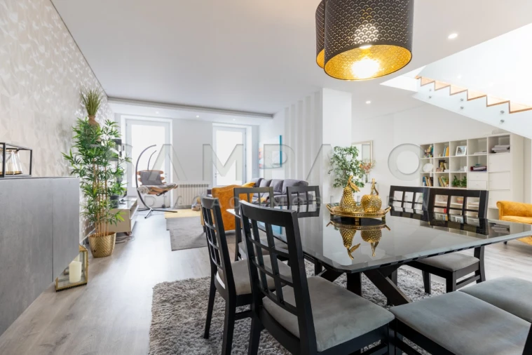 Moradia T4 para Venda em Santa Maria Maior e Monserrate e Meadela Foto 8