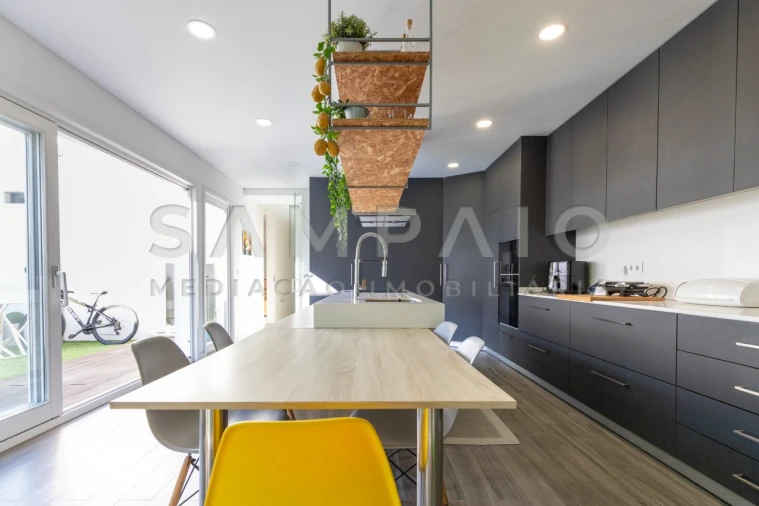 Moradia T4 para Venda em Santa Maria Maior e Monserrate e Meadela Foto 48