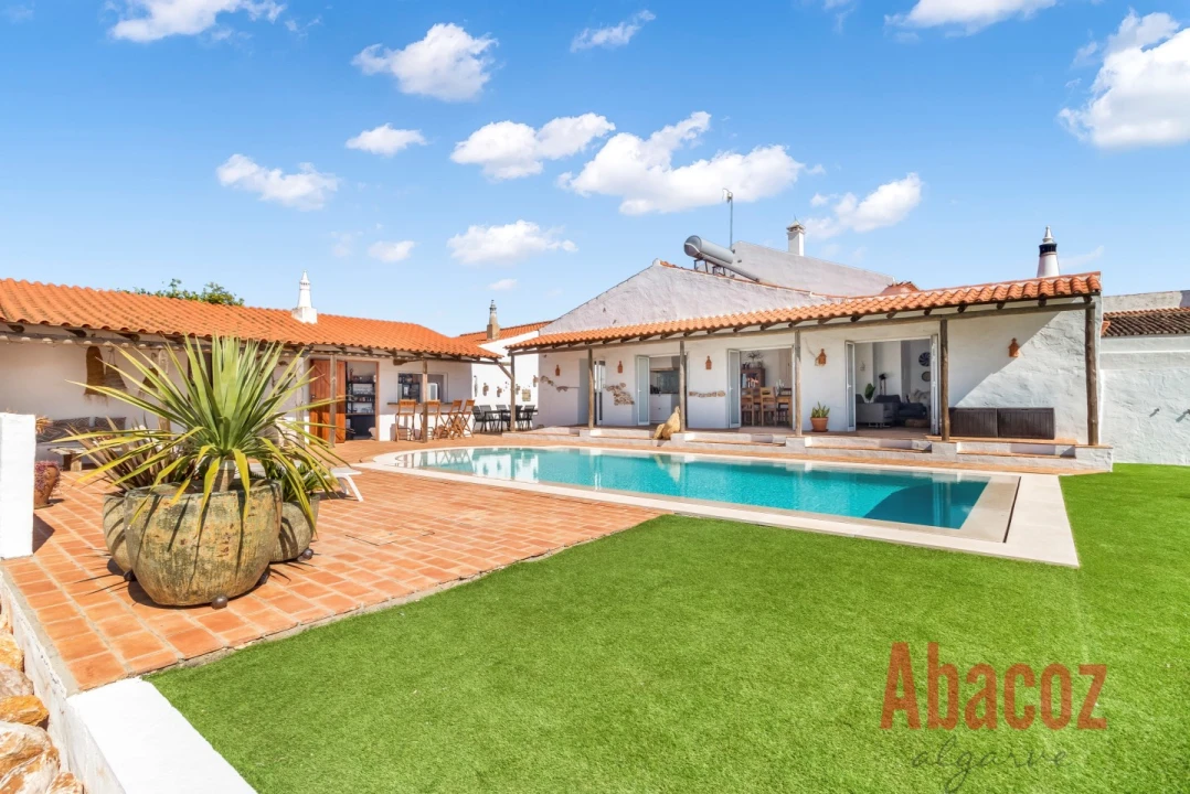 Moradia T4 para Venda em São Bartolomeu de Messines Foto 16