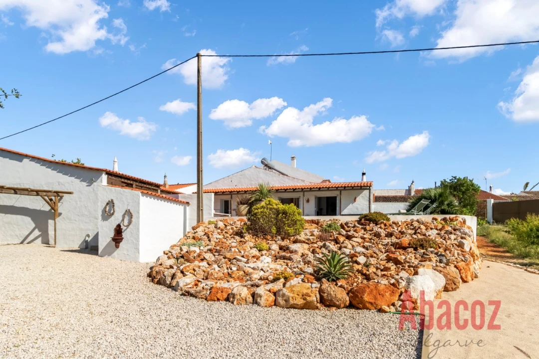 Moradia T4 para Venda em São Bartolomeu de Messines Foto 30