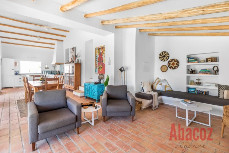 Moradia T4 para Venda em São Bartolomeu de Messines Foto 3