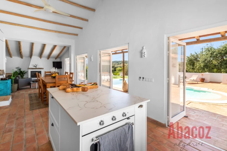 Moradia T4 para Venda em São Bartolomeu de Messines Foto 7