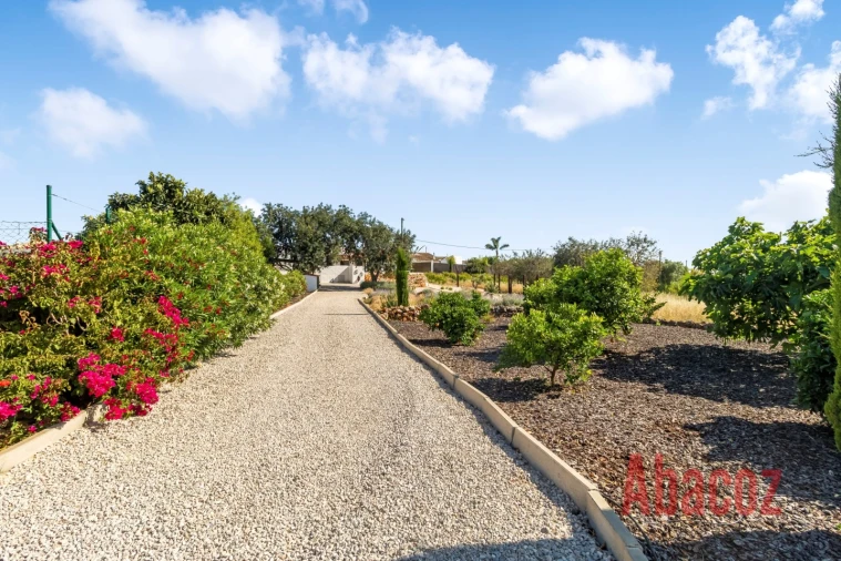 Moradia T4 para Venda em São Bartolomeu de Messines Foto 28