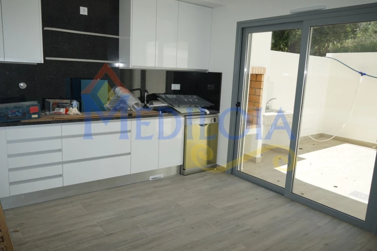 Moradia T2 para Venda em Tavira (Santa Maria e Santiago) Foto 6