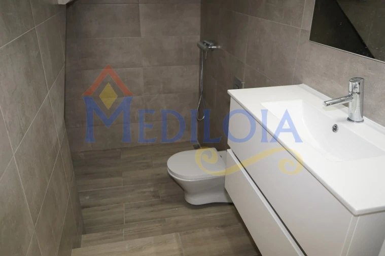 Moradia T2 para Venda em Tavira (Santa Maria e Santiago) Foto 9