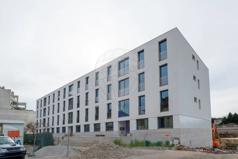 Apartamento T3 para Venda em São João da Madeira Foto 28