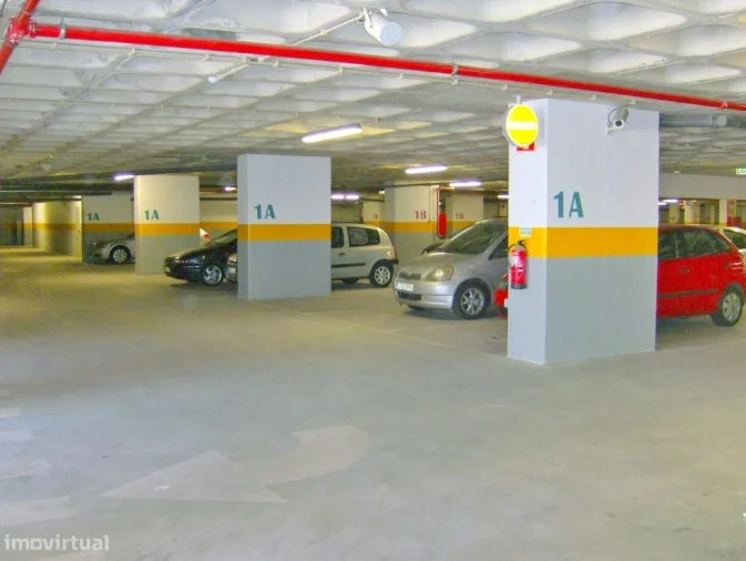 Escritório para Arrendamento em Cidade da Maia Foto 9