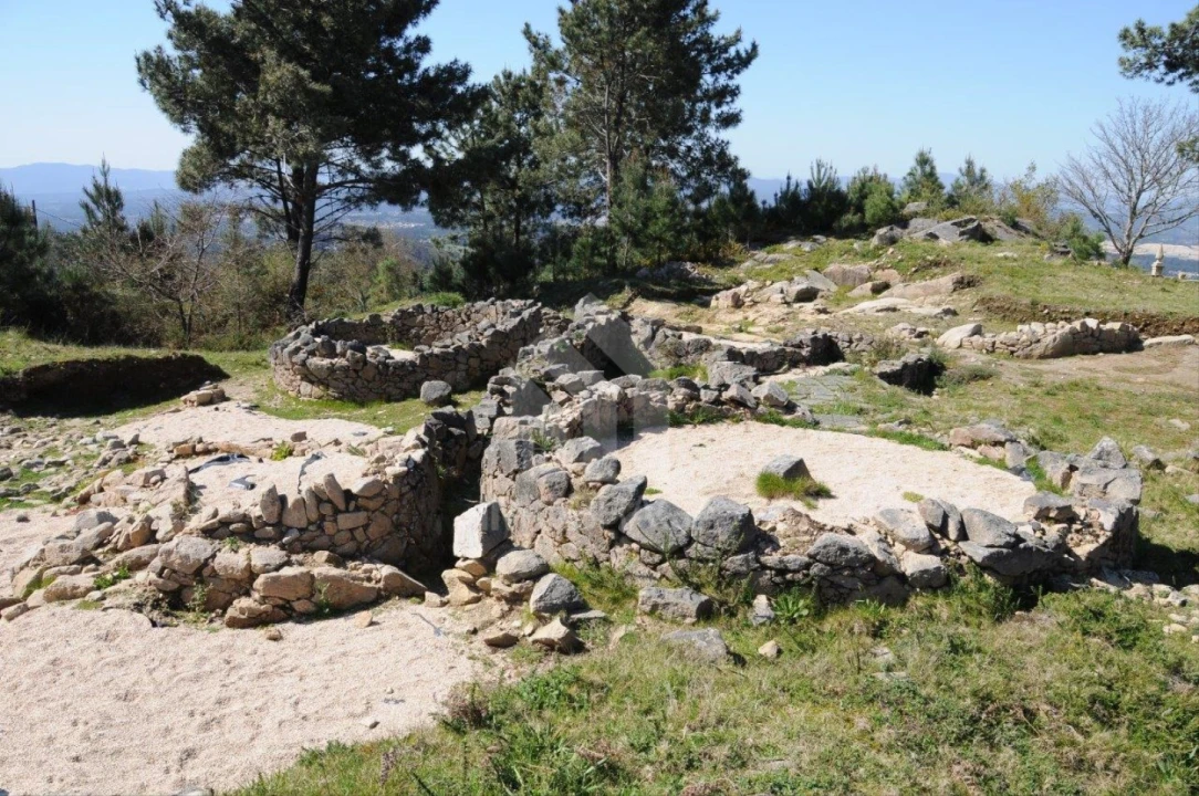 Quinta T3 para Venda em Longos Vales Foto 32